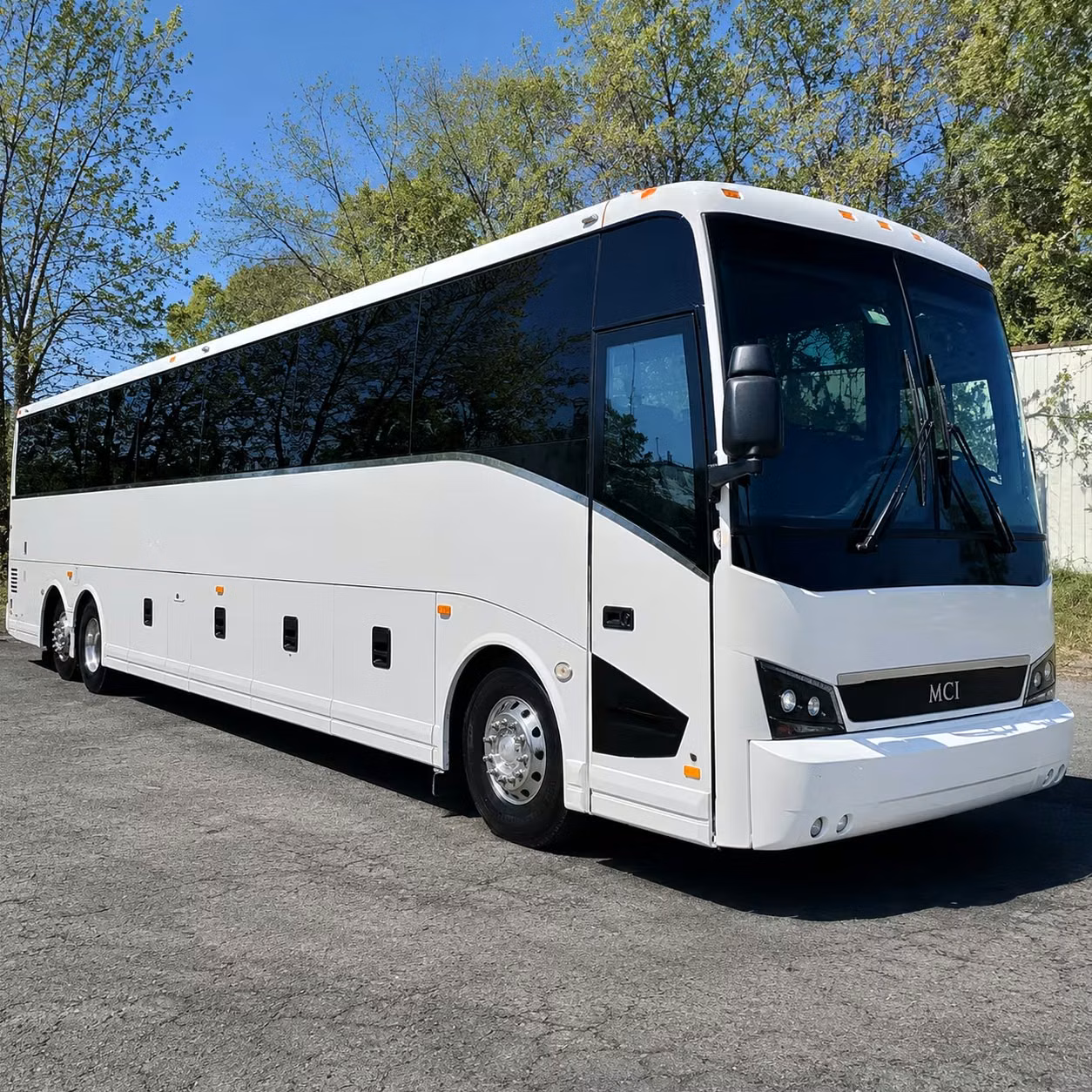 charter buses for stadium concerts at sofi stadium and kia forum