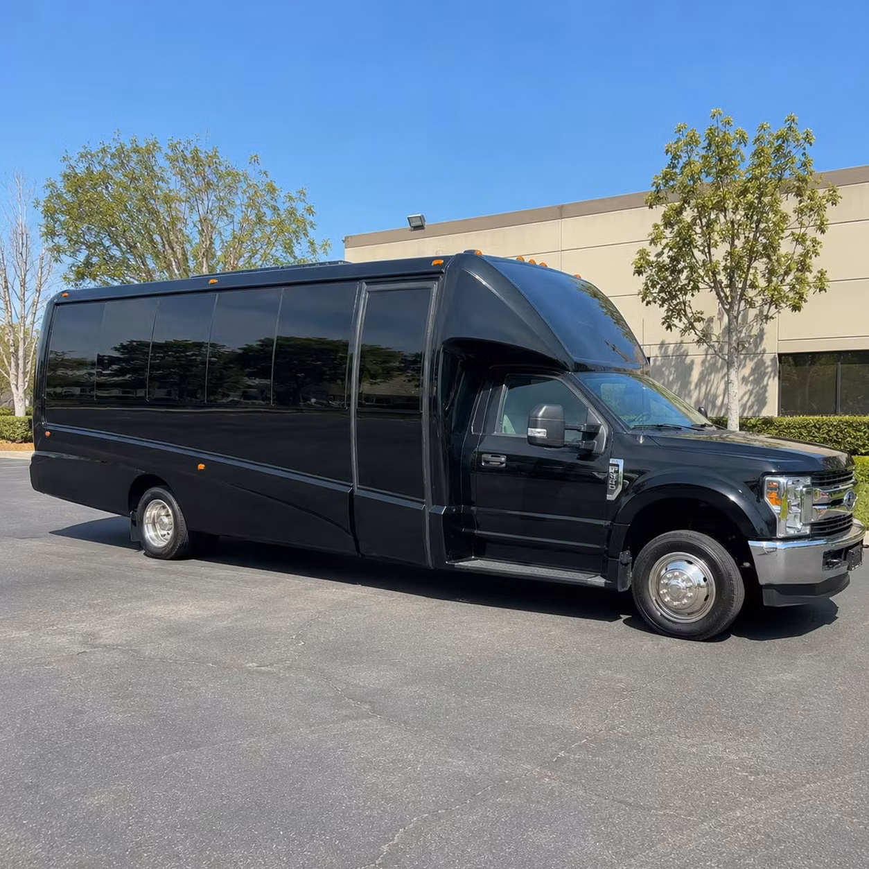 wedding bus rentals in fullerton
